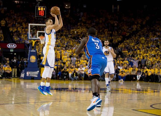 帕金斯批字母哥＂懦夫＂应公开表态，杰弗森驳斥：他无需交代（帕金斯斥字母哥“懦夫”要求其发声，杰弗森回击：无需解释）