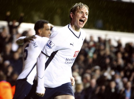 梅开二度！官方：马赫雷斯当选阿尔及利亚3-0苏丹最佳球员（官方：马赫雷斯独中两元，当选阿尔及利亚3-0苏丹全场最佳）