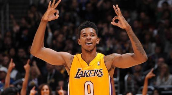 渝媒介绍重庆铜梁龙冲超庆典：也是新股东形象的首次集中展示（重庆媒体解读铜梁龙冲超庆典：新股东形象首次集中亮相）