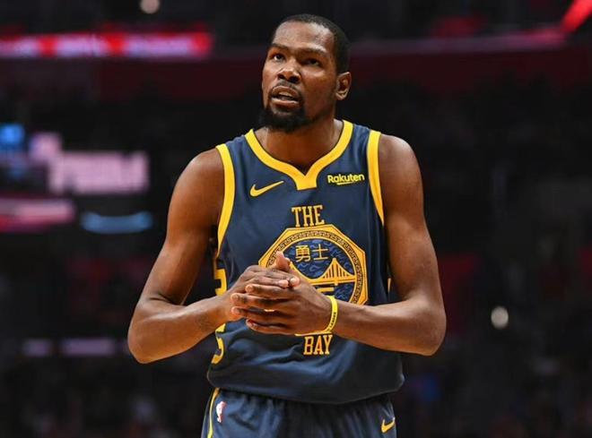 马刺vs雷霆前瞻：雷霆再战背靠背，多人出战成疑成X因素（马刺迎战雷霆前瞻：雷霆背靠背再出击，多名球员出战成疑成胜负关键）