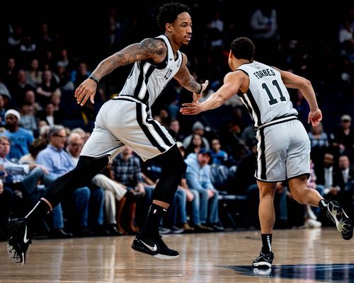 埃贝尔：不会在冬窗进行引援，我们希望尽快与于帕梅卡诺续约（埃贝尔：冬窗不引援，争取尽快与于帕梅卡诺完成续约）